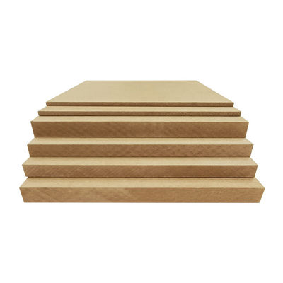 1220*2440mm 18mm 3mm 12mm plain MDF board met melamine kleuren en houtvezels