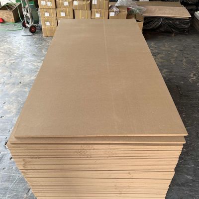 Plain Mdf Raw Laminated Melamine Mdf Board 18mm Hout Craft Mdf 3mm 15mm 18mm voor binnenshuis