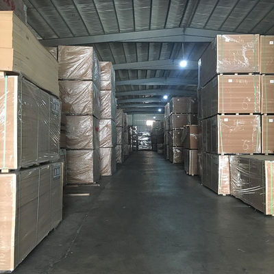 Plain Mdf Raw Laminated Melamine Mdf Board 18mm Hout Craft Mdf 3mm 15mm 18mm voor binnenshuis