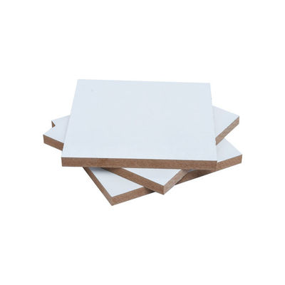 680-830KG/M3 Dichtheid Pine MDF Board met bloemenpatroon en honingraat structuur YIMU