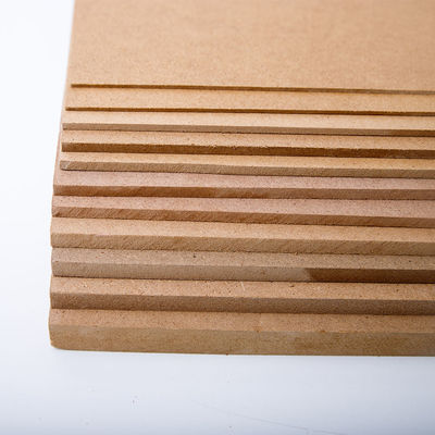 Houtvezel 2,5 mm 3 mm 6 mm 18 mm Een witte 15 mm MDF melamine board 18 mm voor meubels